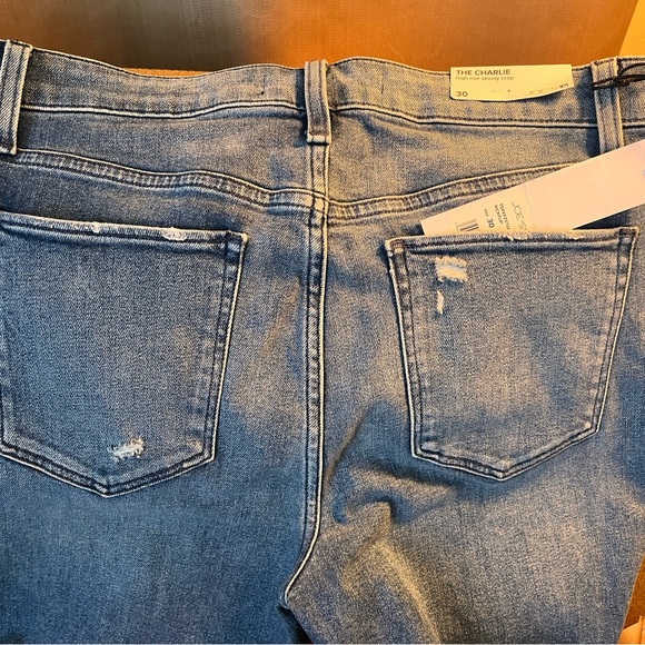 !!NWT!! JOE’s THE CHARLIE RIPPED HIGH WAIST RAW HEM CROP SKINNY JEANS - Picture 6 of 6